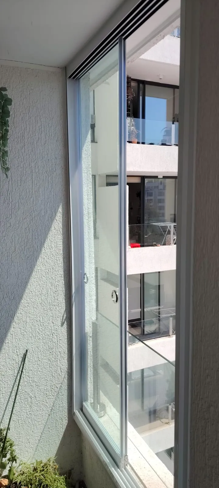 Cortinas de PVC transparente cerrando una terraza